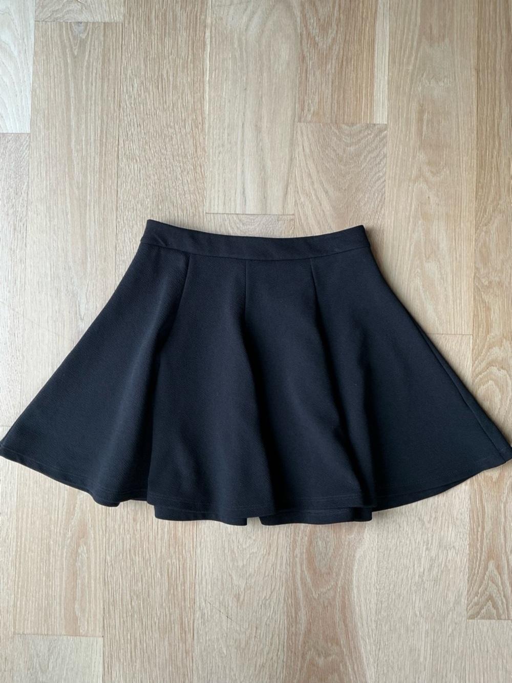 Lush Flirty Circle Skater Skirt in Black, size Small